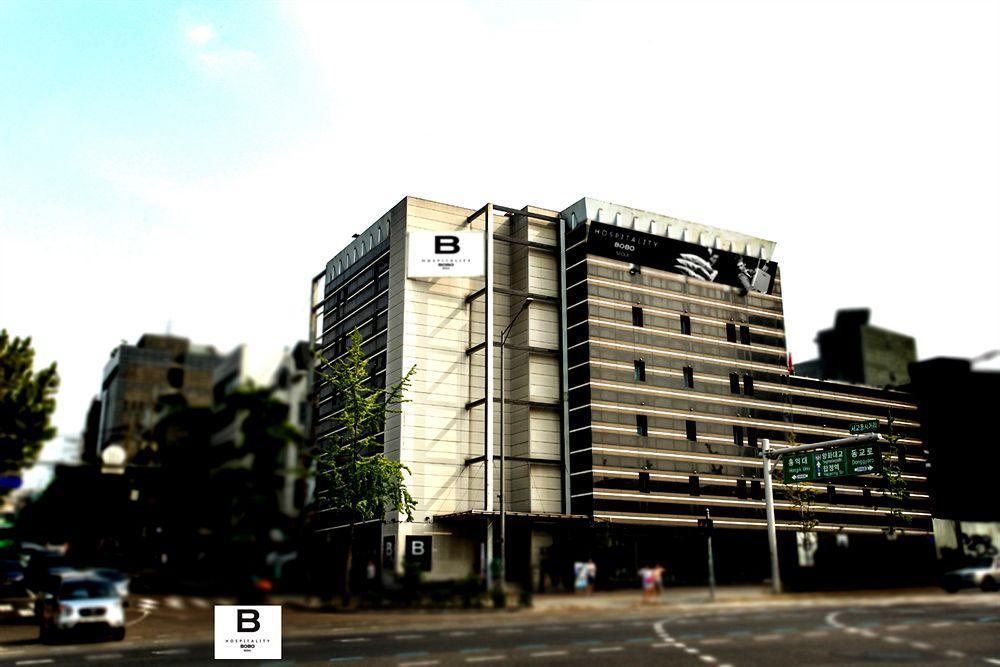 Bobo Hotel Hongdae Seoul Bagian luar foto