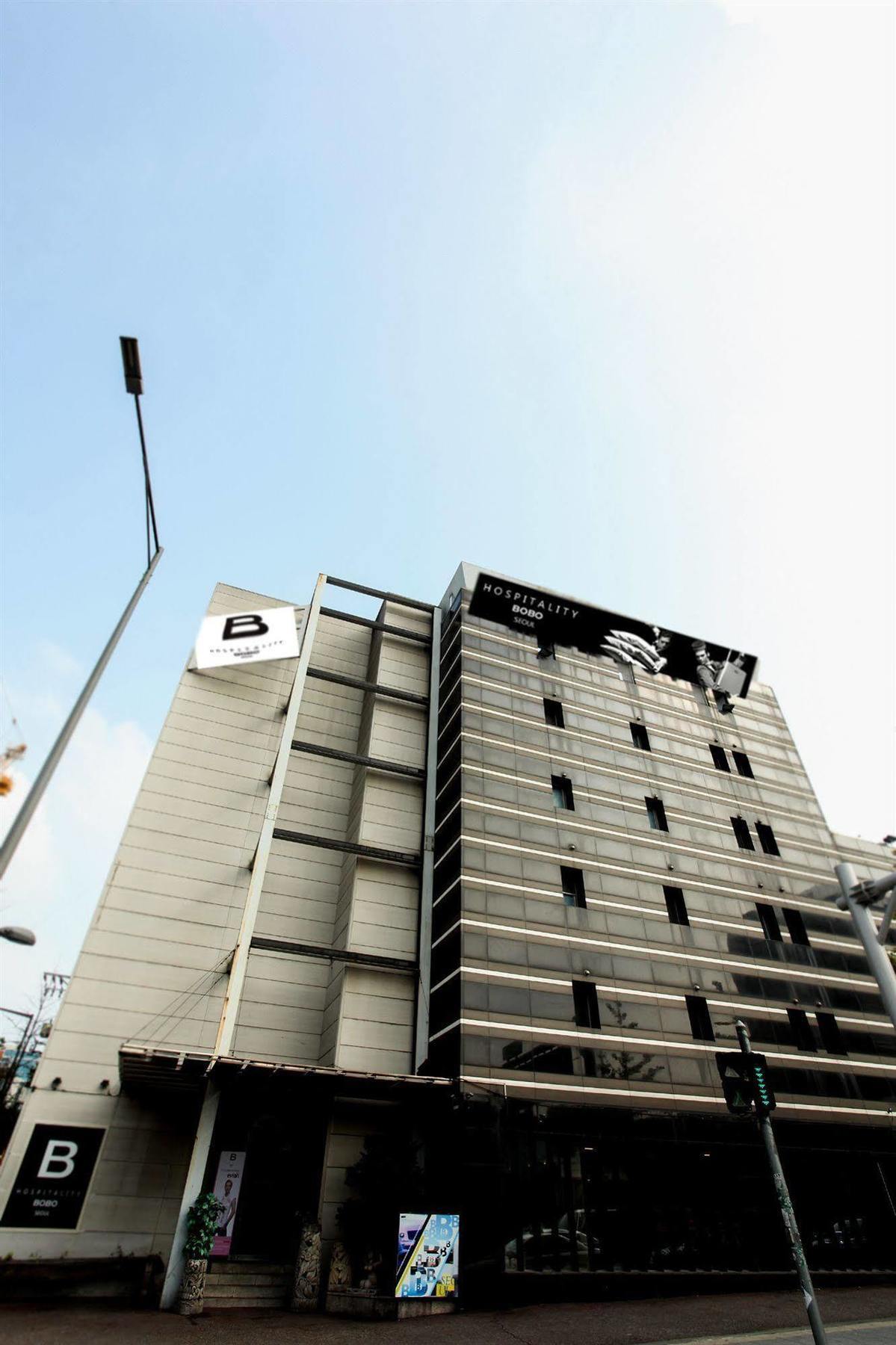 Bobo Hotel Hongdae Seoul Bagian luar foto